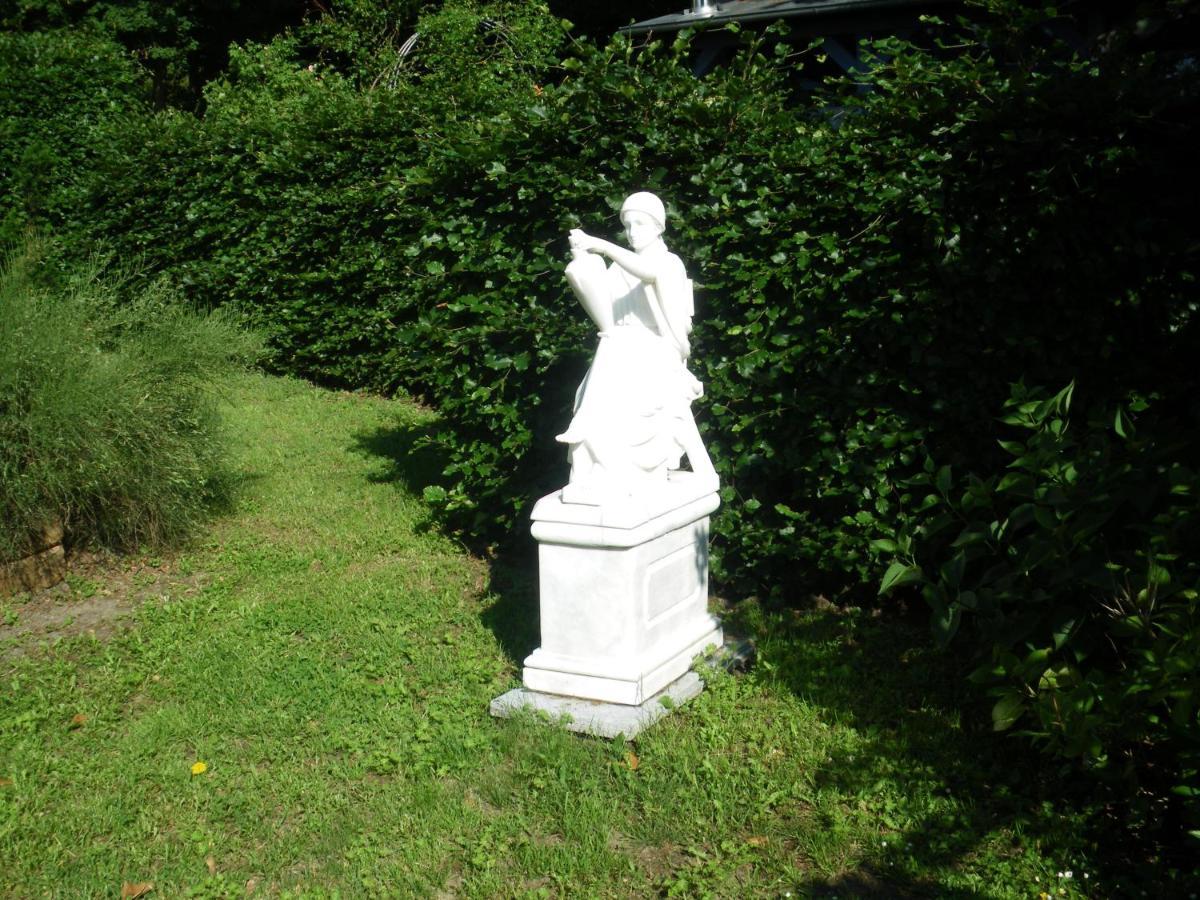 Villa Schulenburg In Putbus Auf Ruegen Esterno foto